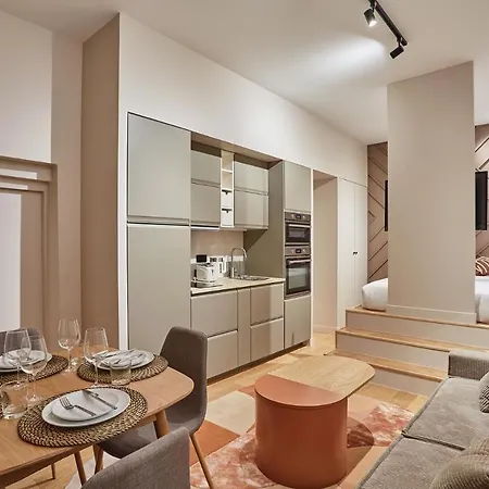 Notre Dame De By Prestige Apartment